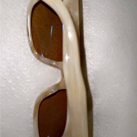 Gucci sunglasses - Picture 2 of 3
